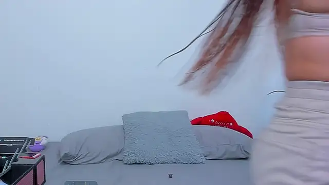 Snapshot of Liah_ferrer chatting on December 2024 09:33:02 PM Liah ferrer online show from December 2024 09:33:02 PM