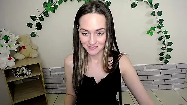 Lina Star S online show from January 2025 10:00:02 AM