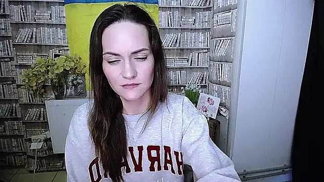 Lina Star S online show from November 2025 01:14:02 PM