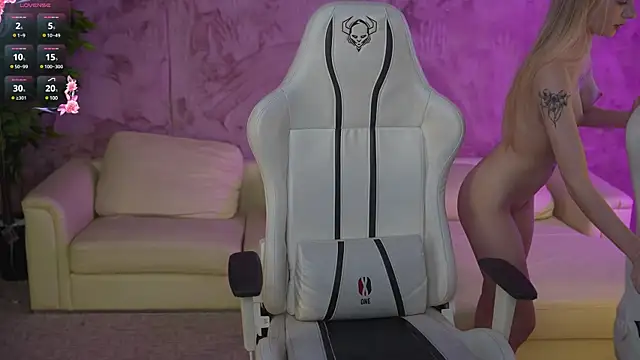 Ewa Pearl online show from January 2025 05:32:01 PM