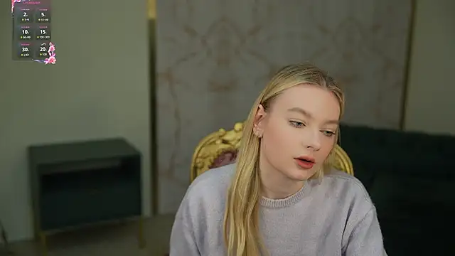 Ewa Pearl online show from March 2025 07:37:02 AM