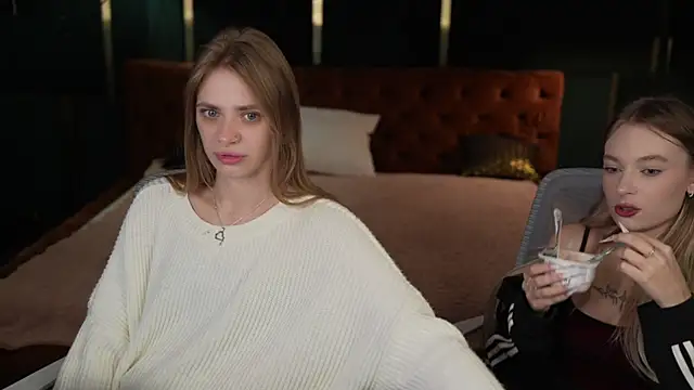 Ewa Pearl online show from September 2025 06:58:02 AM