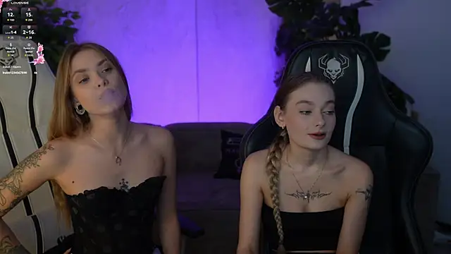 Ewa Pearl online show from November 2025 03:45:02 PM