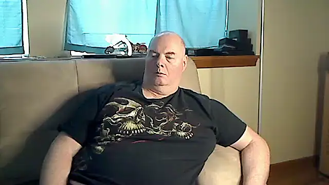 harley99574 online show from December 2024 05:10:02 PM