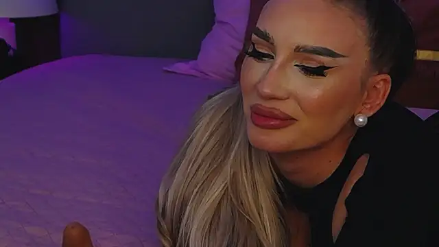 FelyJolie online show from February 2025 04:46:02 PM