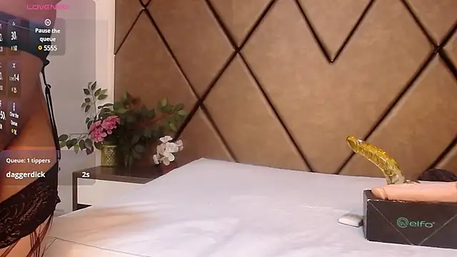 Snapshot of LunitaDiva chatting on February 2025 03:20:02 PM LunitaDiva online show from February 2025 03:20:02 PM