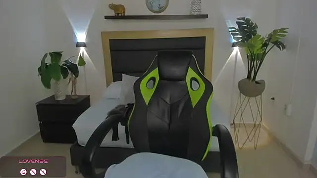 catleya 0 online show from December 2024 03:11:02 AM