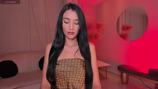 BellaCarteer  online show from February 2025 12:16:01 PM