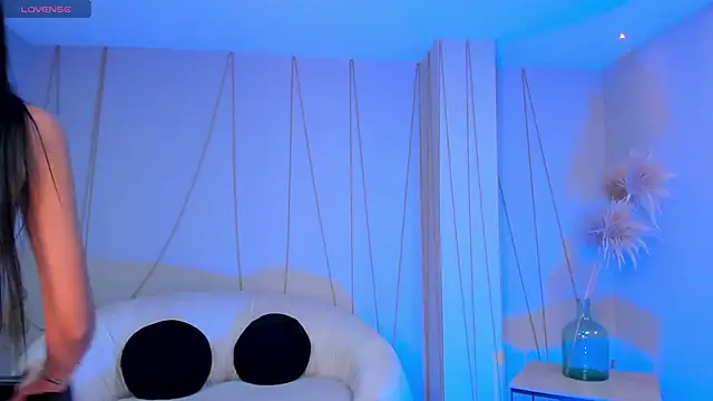 BellaCarteer  online show from February 2025 11:53:01 AM