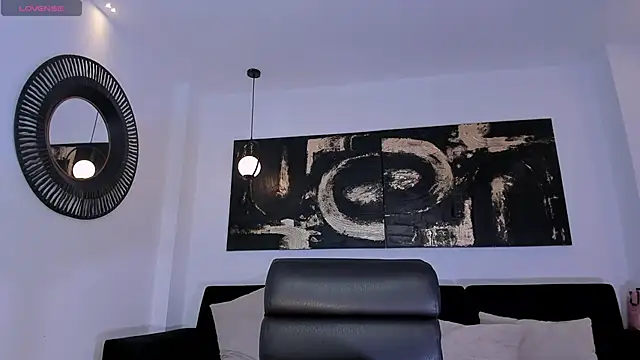 BellaCarteer  online show from March 2025 12:30:02 PM