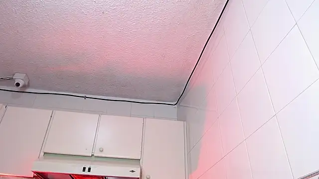 africa holmes online show from December 2025 02:41:01 AM