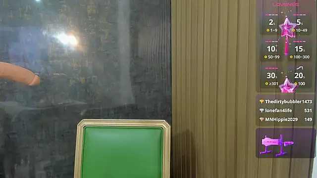 Snapshot of violett_collins_ chatting on January 2025 10:50:01 PM violett collins online show from January 2025 10:50:01 PM