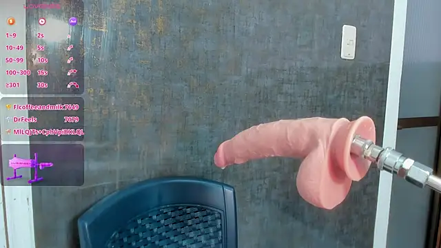 Snapshot of violett_collins_ chatting on March 2025 11:38:02 PM violett collins online show from March 2025 11:38:02 PM