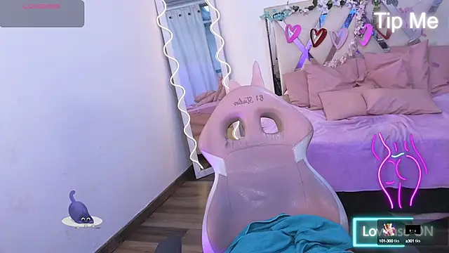 kittystart tay online show from February 2025 10:25:01 PM