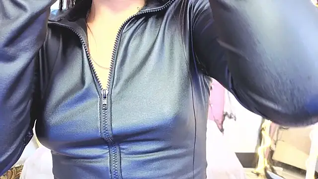 kittystart tay online show from October 2025 11:44:02 AM