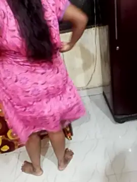 Snapshot of _Hot-Couple chatting on May 2026 05:51:01 PM Hot-Couple online show from May 2026 05:51:01 PM