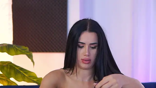 Jenna Day online show from October 2025 08:58:02 AM