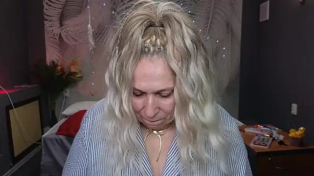 Penelope Pinky online show from January 2025 08:15:02 PM