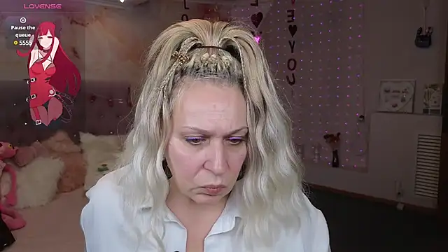 Penelope Pinky online show from February 2025 02:35:02 PM