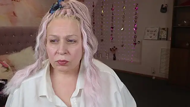 Penelope Pinky online show from February 2025 02:54:02 PM