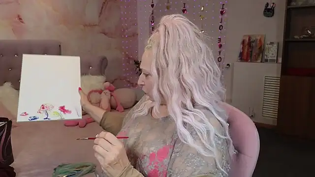 Penelope Pinky online show from March 2025 05:39:01 PM