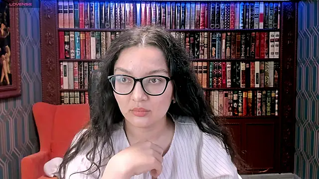 ZarifaBev online show from October 2025 05:19:01 PM