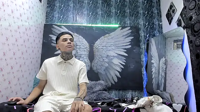 exotic hot couple online show from March 2026 09:52:02 PM