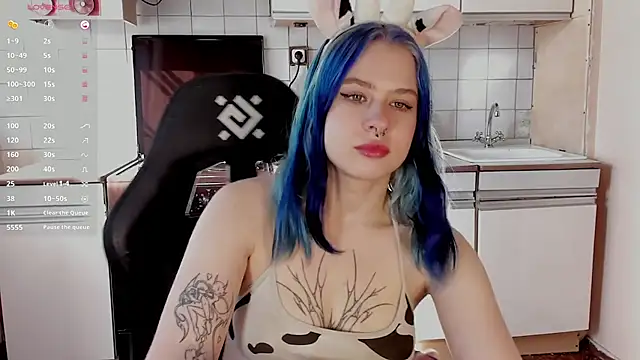 tender kiitty online show from September 2025 01:11:02 PM