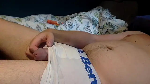 Snapshot of AndysBigOne chatting on September 2025 09:07:02 PM AndysBigOne online show from September 2025 09:07:02 PM