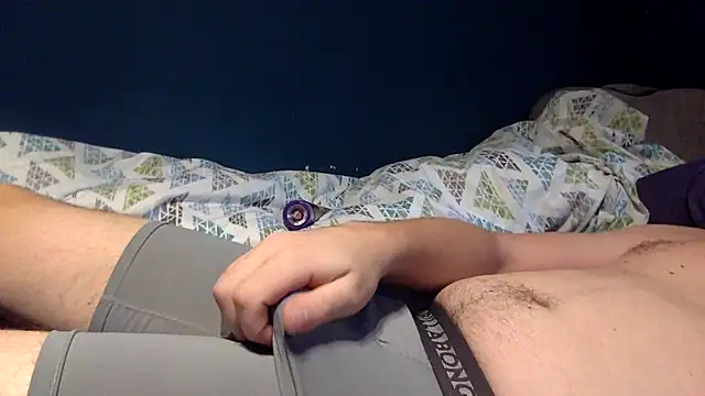 Snapshot of AndysBigOne chatting on November 2025 08:43:01 PM AndysBigOne online show from November 2025 08:43:01 PM