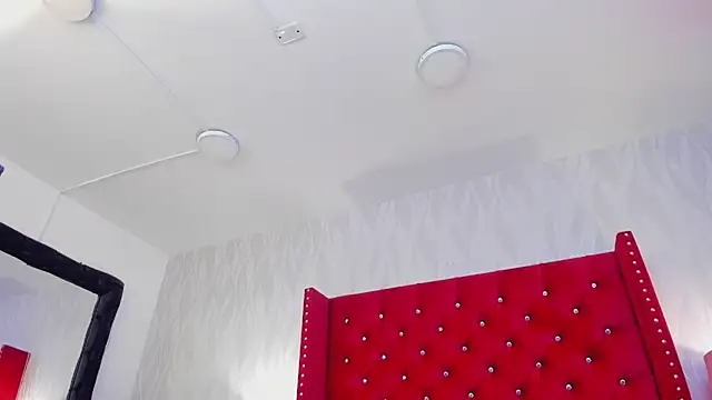 SophiGracee online show from January 2025 06:17:01 AM