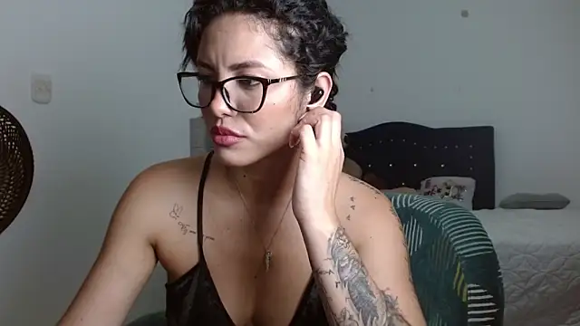 Sexy Lia  online show from February 2026 02:16:02 AM