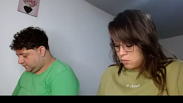 Snapshot of Paloma_Desire chatting on November 2025 01:21:02 PM Paloma Desire online show from November 2025 01:21:02 PM