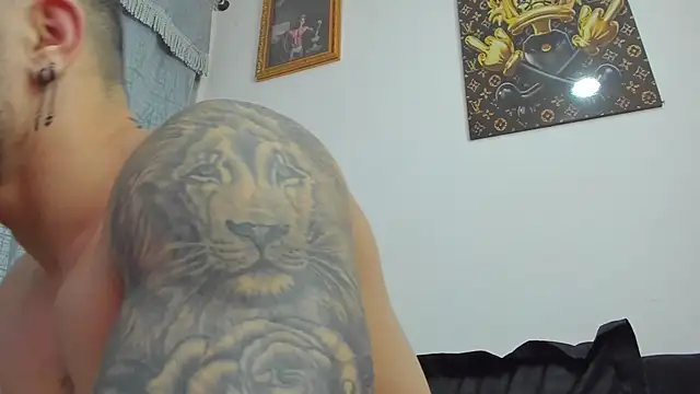 vincent carusso94 online show from February 2025 08:07:01 AM