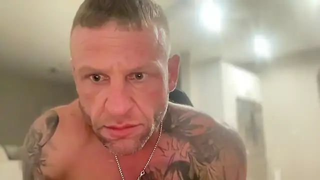 heavyhitta83 online show from December 2024 04:18:02 AM