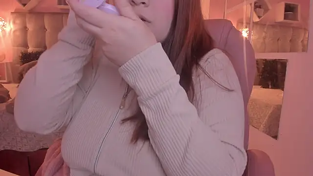 melanie hh online show from October 2025 04:21:02 AM