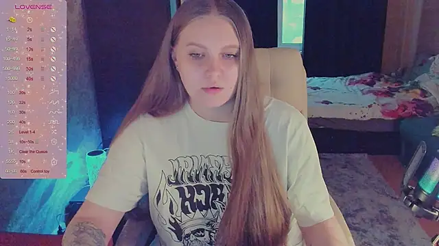 Snapshot of Alice_Dreamgirl_ chatting on January 2025 08:00:02 AM Alice Dreamgirl online show from January 2025 08:00:02 AM