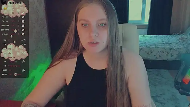 Snapshot of Alice_Dreamgirl_ chatting on January 2025 09:04:01 AM Alice Dreamgirl online show from January 2025 09:04:01 AM