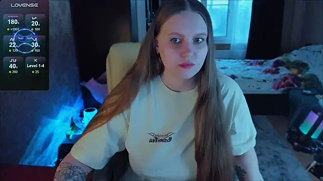 Snapshot of Alice_Dreamgirl_ chatting on March 2025 03:38:02 PM Alice Dreamgirl online show from March 2025 03:38:02 PM