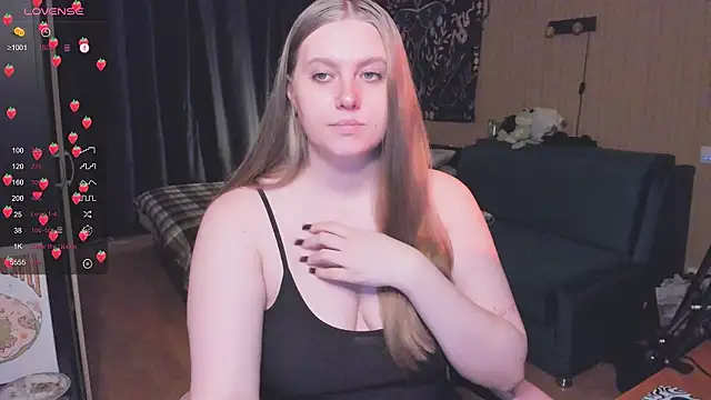 Snapshot of Alice_Dreamgirl_ chatting on September 2025 09:03:02 AM Alice Dreamgirl online show from September 2025 09:03:02 AM