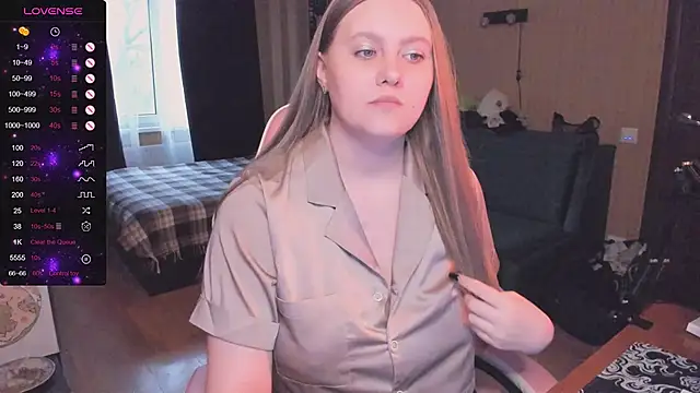 Snapshot of Alice_Dreamgirl_ chatting on November 2025 11:54:01 AM Alice Dreamgirl online show from November 2025 11:54:01 AM