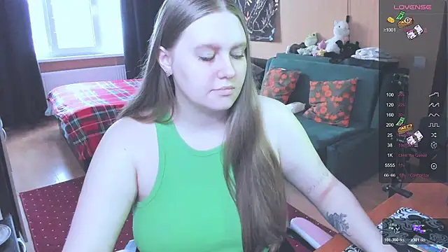 Snapshot of Alice_Dreamgirl_ chatting on January 2026 09:13:01 AM Alice Dreamgirl online show from January 2026 09:13:01 AM