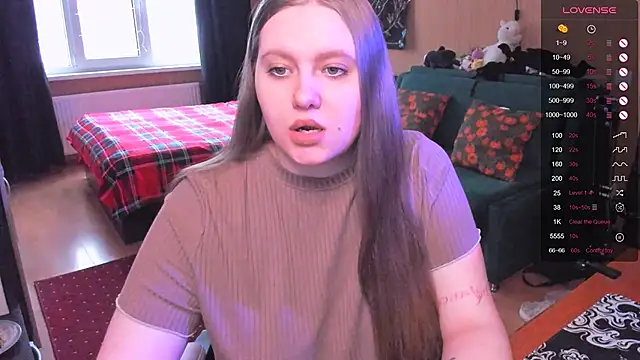 Snapshot of Alice_Dreamgirl_ chatting on January 2026 11:59:01 AM Alice Dreamgirl online show from January 2026 11:59:01 AM