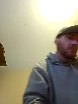 Huntzg23 online show from February 2026 08:49:02 PM