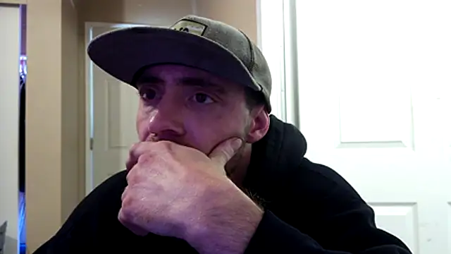 Huntzg23 online show from March 2026 04:23:01 PM