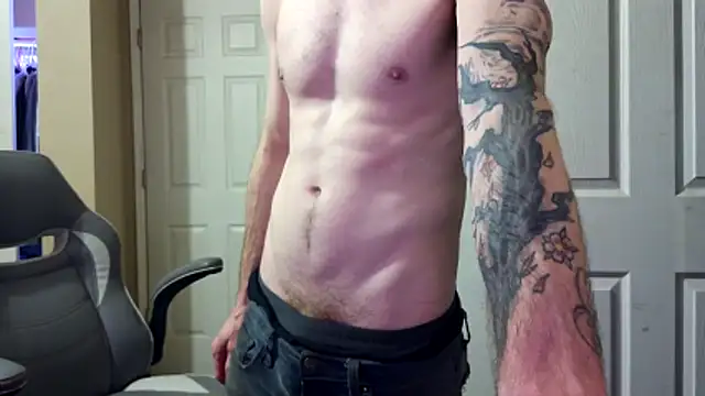 Huntzg23 online show from April 2026 04:46:01 AM