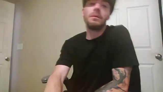Huntzg23 online show from May 2026 07:05:02 AM