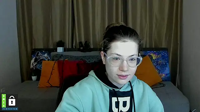 Alicia redfollow online show from January 2025 06:32:02 PM