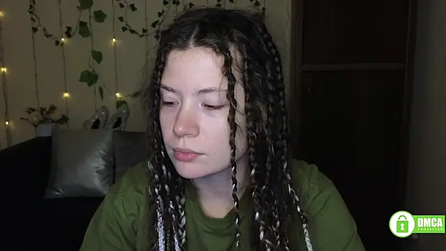 Alicia redfollow online show from March 2026 06:21:01 PM