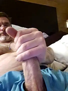 Snapshot of tileguyyy chatting on April 2026 06:47:02 AM tileguyyy online show from April 2026 06:47:02 AM